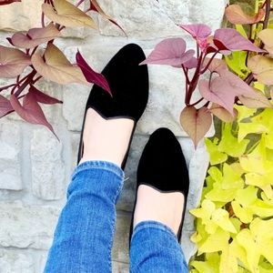 BIRDIES The Heron Black suede flats/loafers